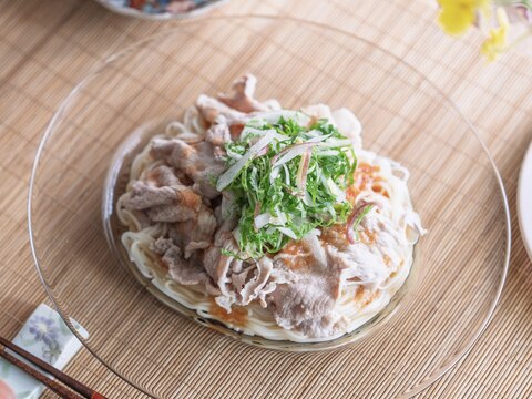 トマトつゆの豚しゃぶそうめん【和食・主食】